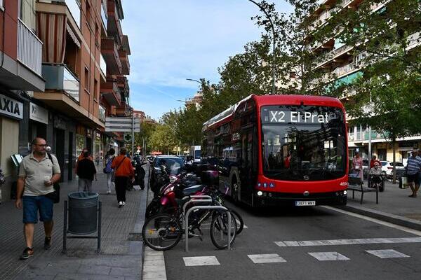 Barcelona pone en funcionamiento la línea X2 entre Barcelona y El Prat