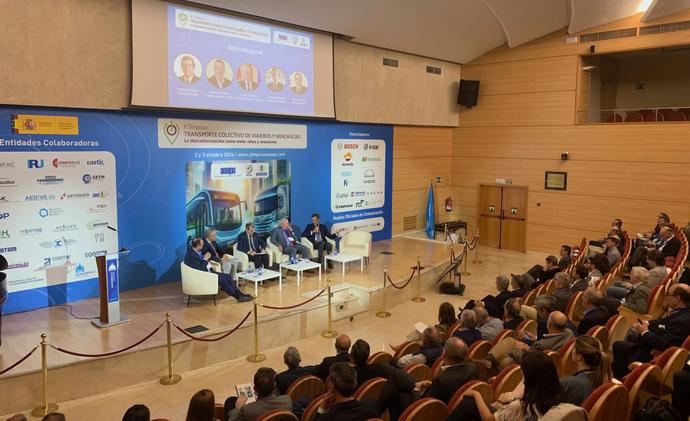 Asepa e Insia ponen el foco en la descarbonización del transporte