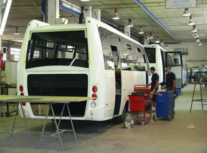 Interior de una de las fábricas de Indcar.