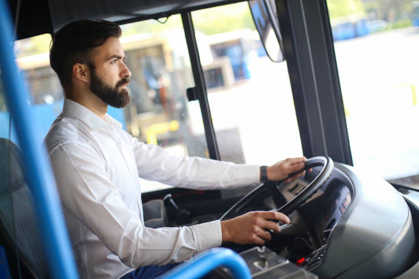 La Comisión Europea se olvida de abordar la falta de conductores del autobús
