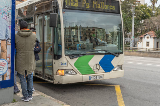 Mitma eleva los descuentos al transporte público en Baleares
