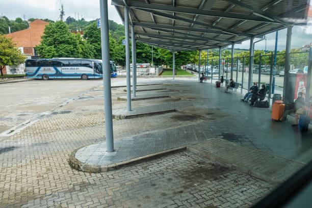 Navarra garantiza el transporte escolar para más de 15.000 estudiantes este curso
