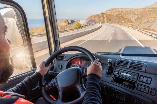 IRU pide a la ONU crear estándares globales para conductores profesionales
