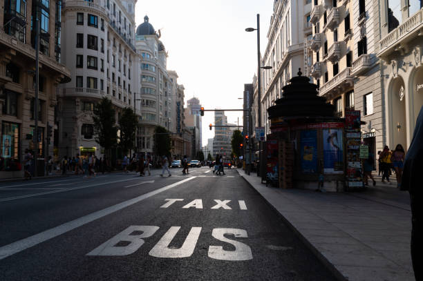 Incrementa en Madrid la oferta de la línea de bus 828