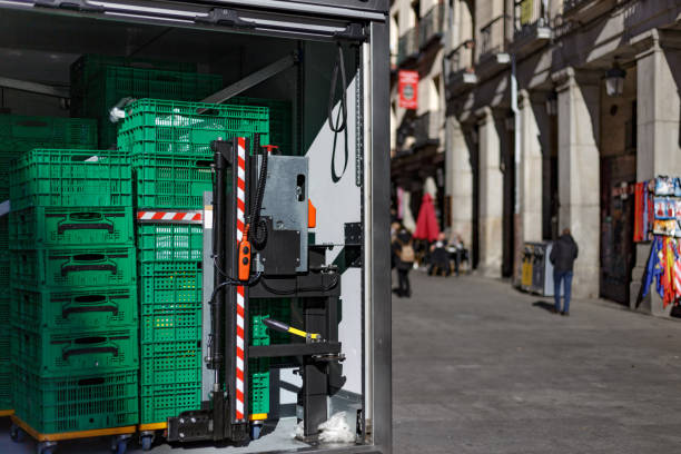 Granada se alía con Aecoc para modernizar su modelo de distribución urbana