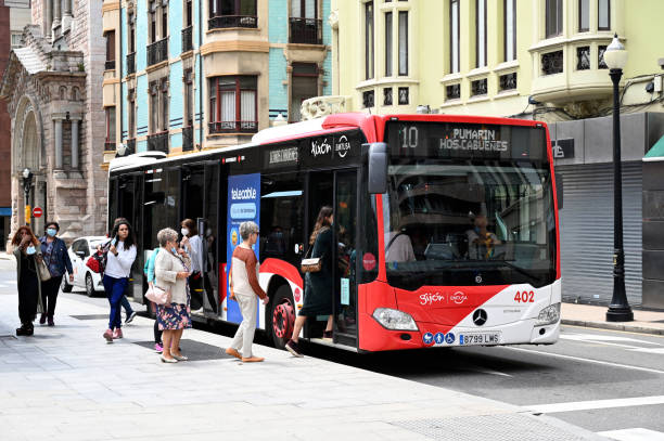 Nuevo sistema de transporte en Asturias, que permite viajar desde el móvil