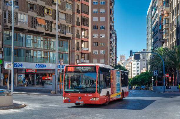 Castellón activa un servicio de autobús para votar el 23 de Julio