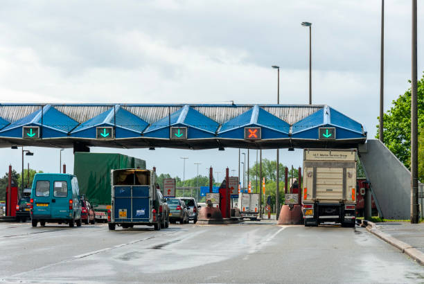 El transporte carga en contra de Seopan de imponer peajes a camiones