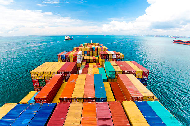 El Mitma presenta las propuestas sobre descarbonización del transporte marítimo