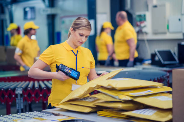 Correos arranca un nuevo servicio de logística para todo el país