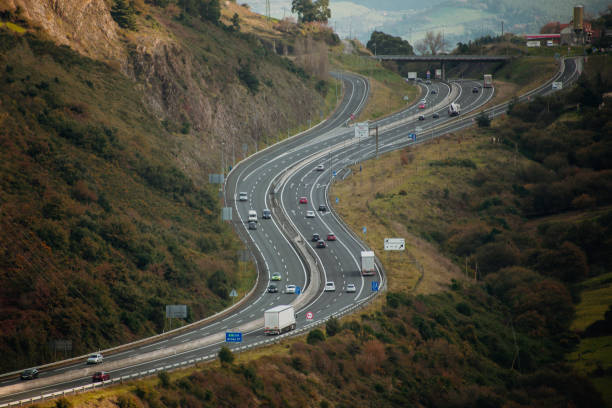 Colaboración internacional: la clave para las soluciones en transporte por carretera