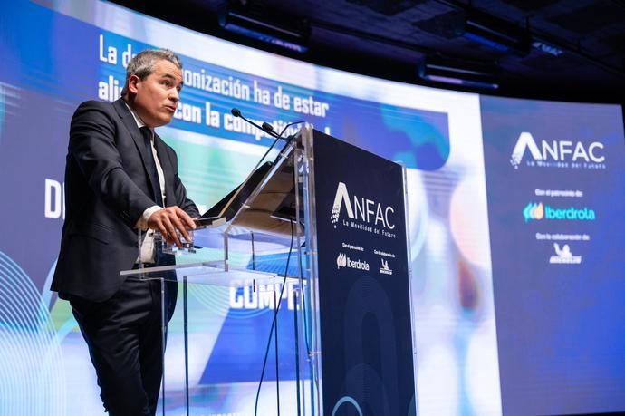 Recasens: El transporte por carretera, clave para la economía española