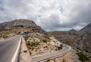 Suspensión de la prohibición de circulación de vehículos de combustión en Baleares 