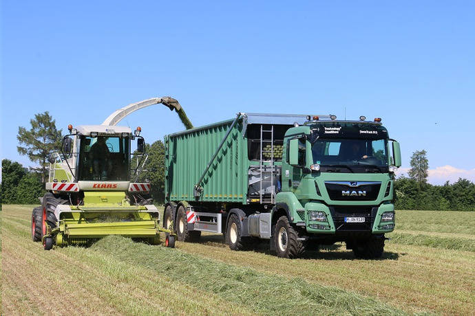 El camión agrícola MAN se exhibe en la feria Agritechnica 2019