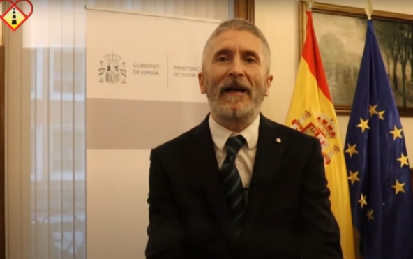 Grande-Marlaska: "La formación vial fomenta conductas más seguras"