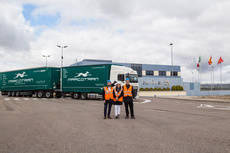 Pruebas del megacamión en las instalaciones Navarras de la empresa