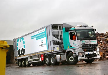 LondonEnergy incorpora cinco Mercedes-Benz Arocs a su flota de vehículos