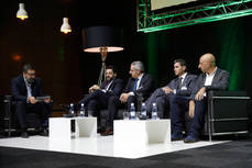 Los ponentes de la mesa redonda del congreso.