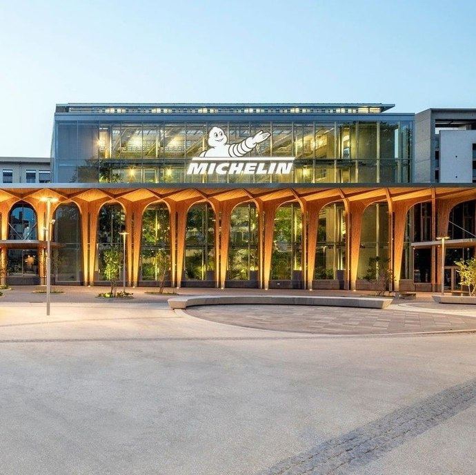 Michelin ajusta las previsiones tras su caída del 4.4% en ventas