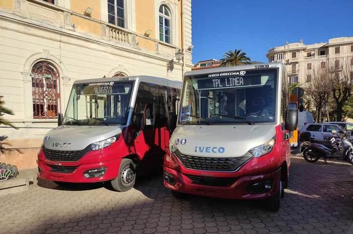 Savona suma cinco nuevos minibuses urbanos Indcar a su flota