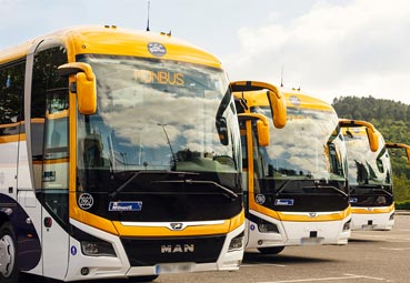 Monbus inicia sus servicios a la playa para esta temporada de verano