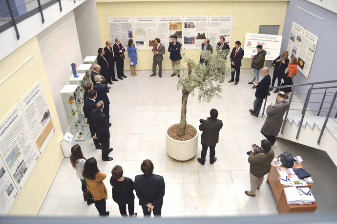 Inaugurada la muestra "Un Paseo por el Tiempo"