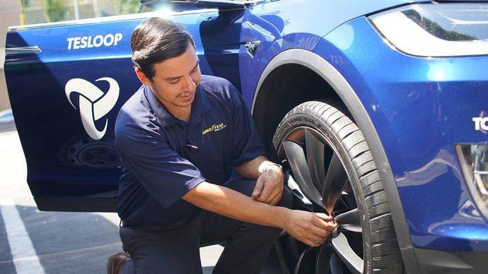 Neumáticos inteligentes Goodyear para Tesloop