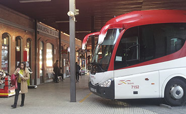 El servicio de autobús interurbano de Extremadura desciende un 96%