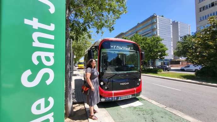 Reus Transport realiza una prueba con un minibús 100% eléctrico de Indcar