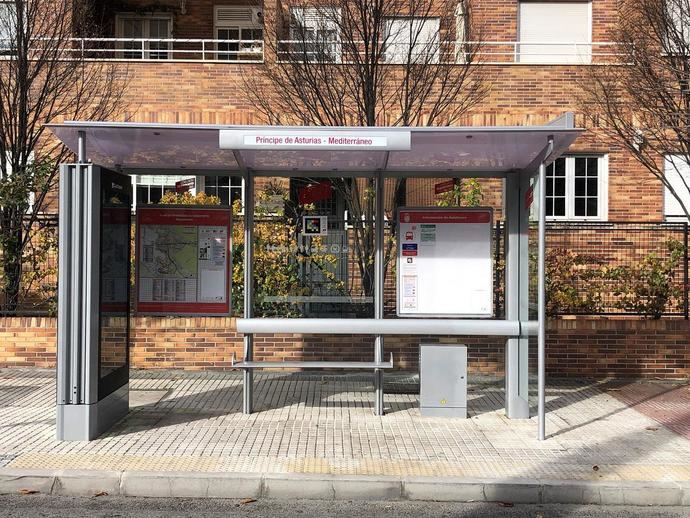 La Comunidad de Madrid renueva 57 paradas de autobús en cinco municipios