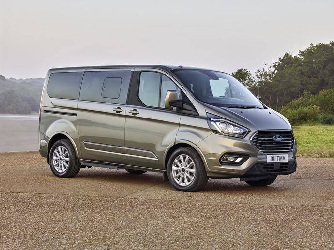 Ford rediseña el nuevo Turneo Custom, pensada como un lujoso espacio de reuniones