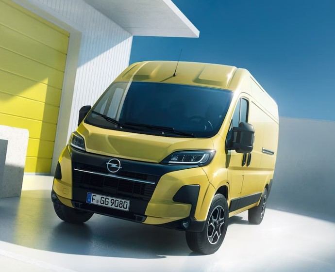 Opel también se sube al carro de la renovación total de su oferta