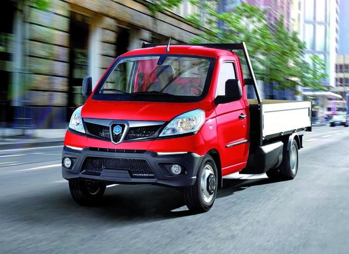 Piaggio: ‘El Porter es el decano de los vehículos eléctricos en España’