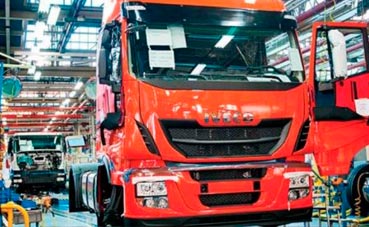 Iveco Valladolid fabrica su cabina pesada número 100.000