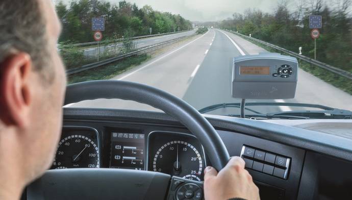 La instalación fija del dispositivo OBU en camiones evitará multas en las carreteras belgas