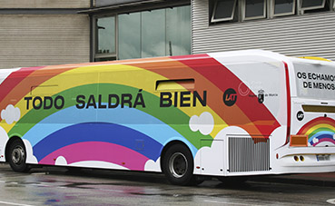 La solidaridad viaja en el transporte público de Murcia
