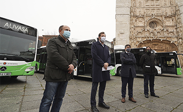 Auvasa presenta cuatro nuevos autobuses de GNC para Valladolid