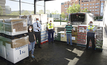 Los empleados de Alsa donan 7.000 kilos de alimentos al Banco de Alimentos