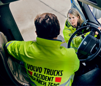 Volvo lleva 50 años investigando para mejorar la seguridad