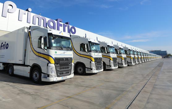 Primafrio recibe los primeros Volvo FH con I-Save de los 300 que sumará este año