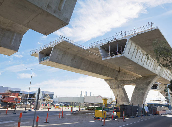 Construcción de un puente.