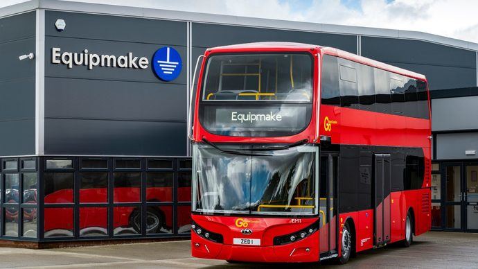 Equipmake pide incentivos para acelerar la transición al autobús eléctrico