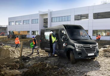 Renault Trucks facilita la compra de Master Red Edition