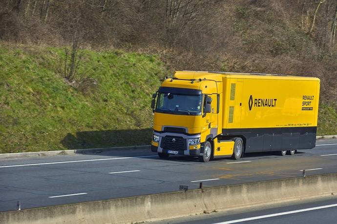 El Renault sport Formula One Team apuesta por el Renault Trucks T