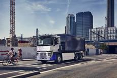 Renault Trucks anuncia la llegada de dos nuevos camiones pesados eléctricos