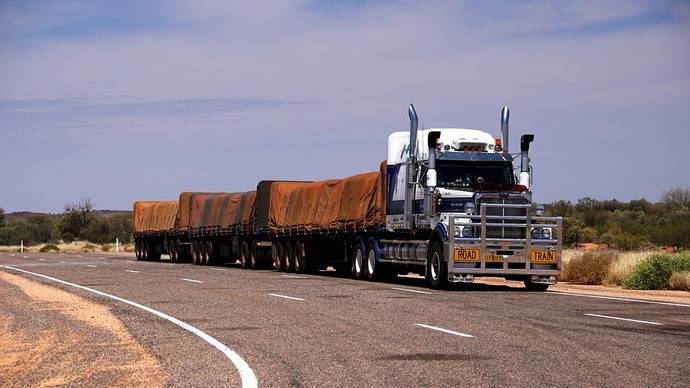 'Que se prohíba que los conductores realicen las labores de carga y descarga, es una reivindicación irrenunciable'