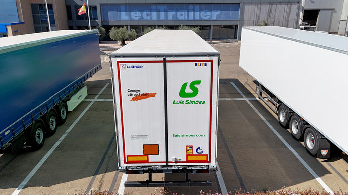 Luis Simões refuerza su flota con 70 semirremolques Lecitrailer