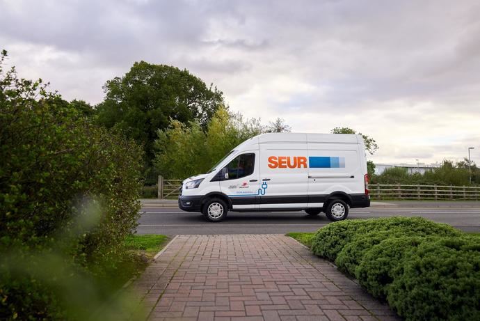 Seur incrementa su flota de vehículos eléctricos un 65% en 2024
