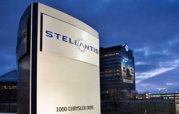 Stellantis, líder en vehículos electrificados en España en 2023
