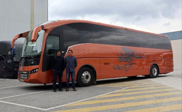 Autocares Iberobus amplía su flota con Sunsundegui